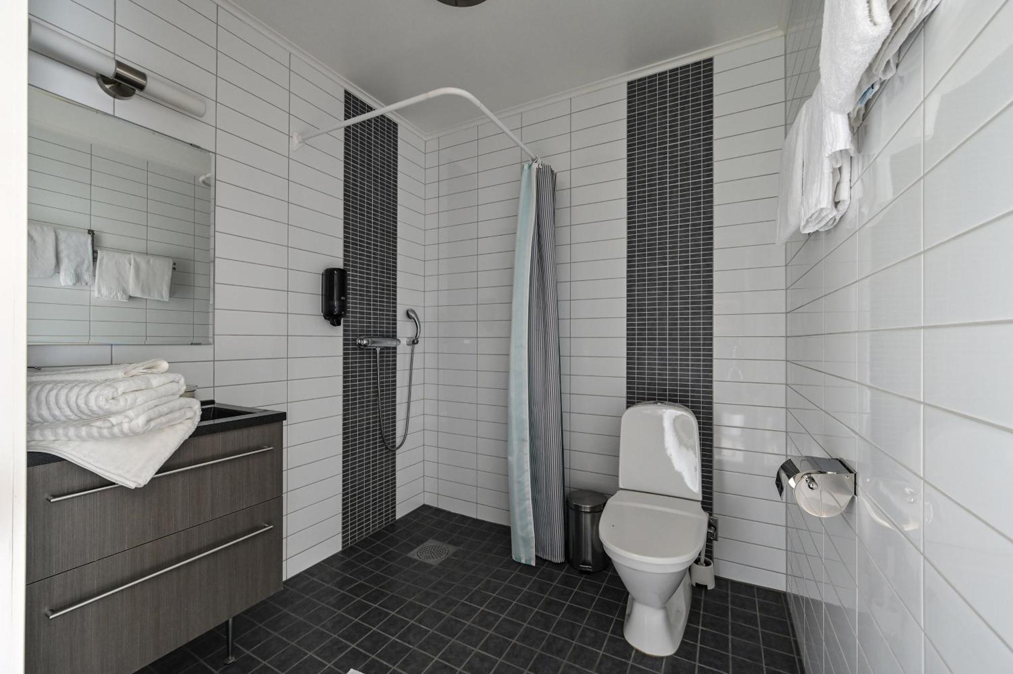 Ettsmart Hotell Sollentuna Esterno foto