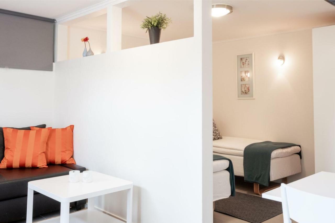 Ettsmart Hotell Sollentuna Esterno foto