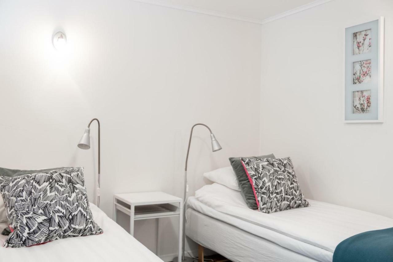 Ettsmart Hotell Sollentuna Esterno foto
