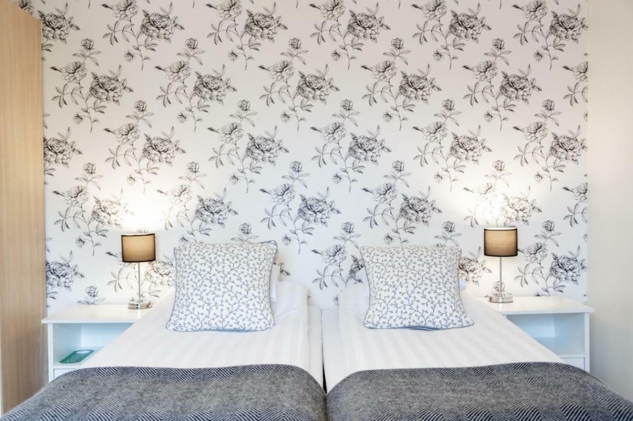 Ettsmart Hotell Sollentuna Esterno foto
