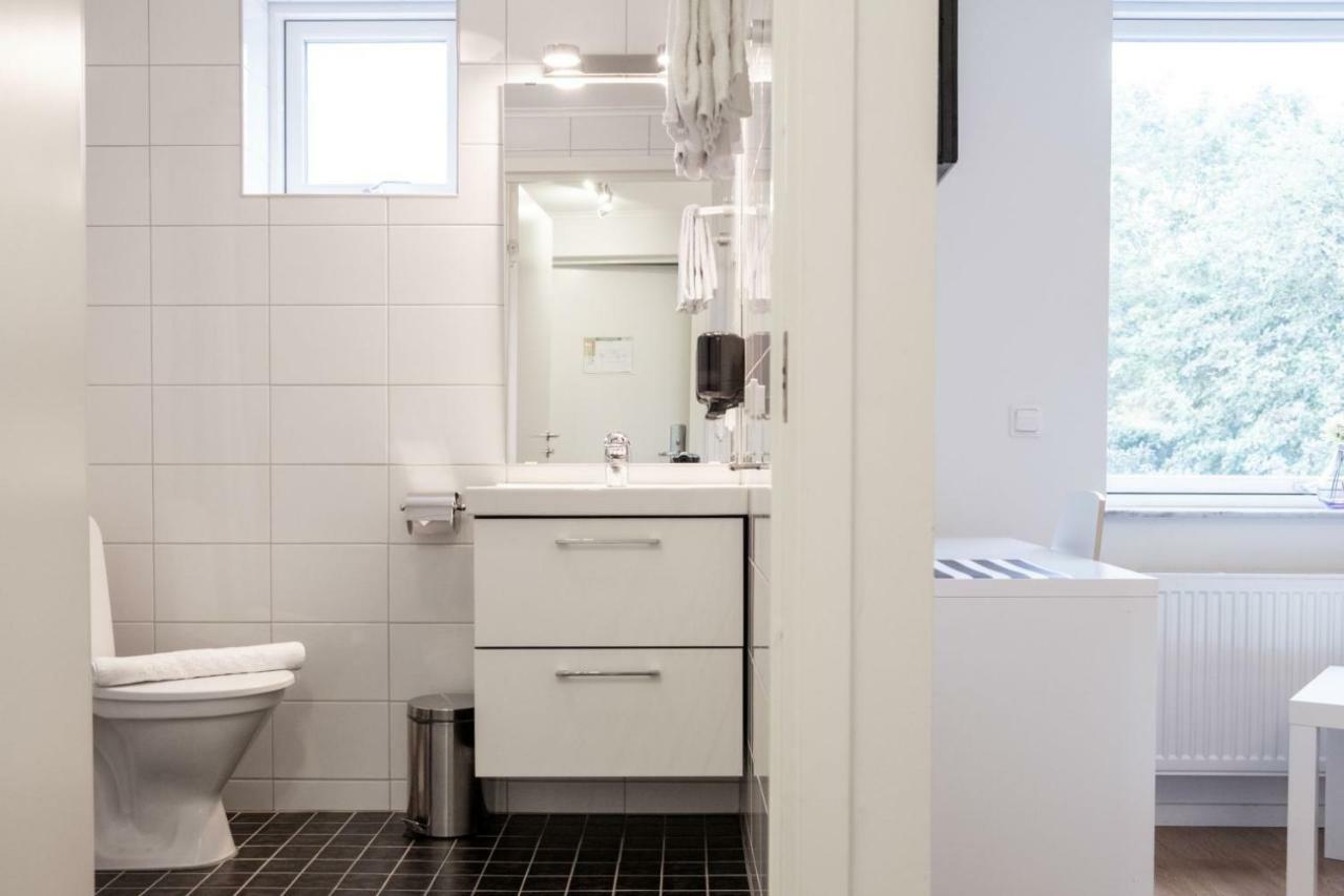 Ettsmart Hotell Sollentuna Esterno foto